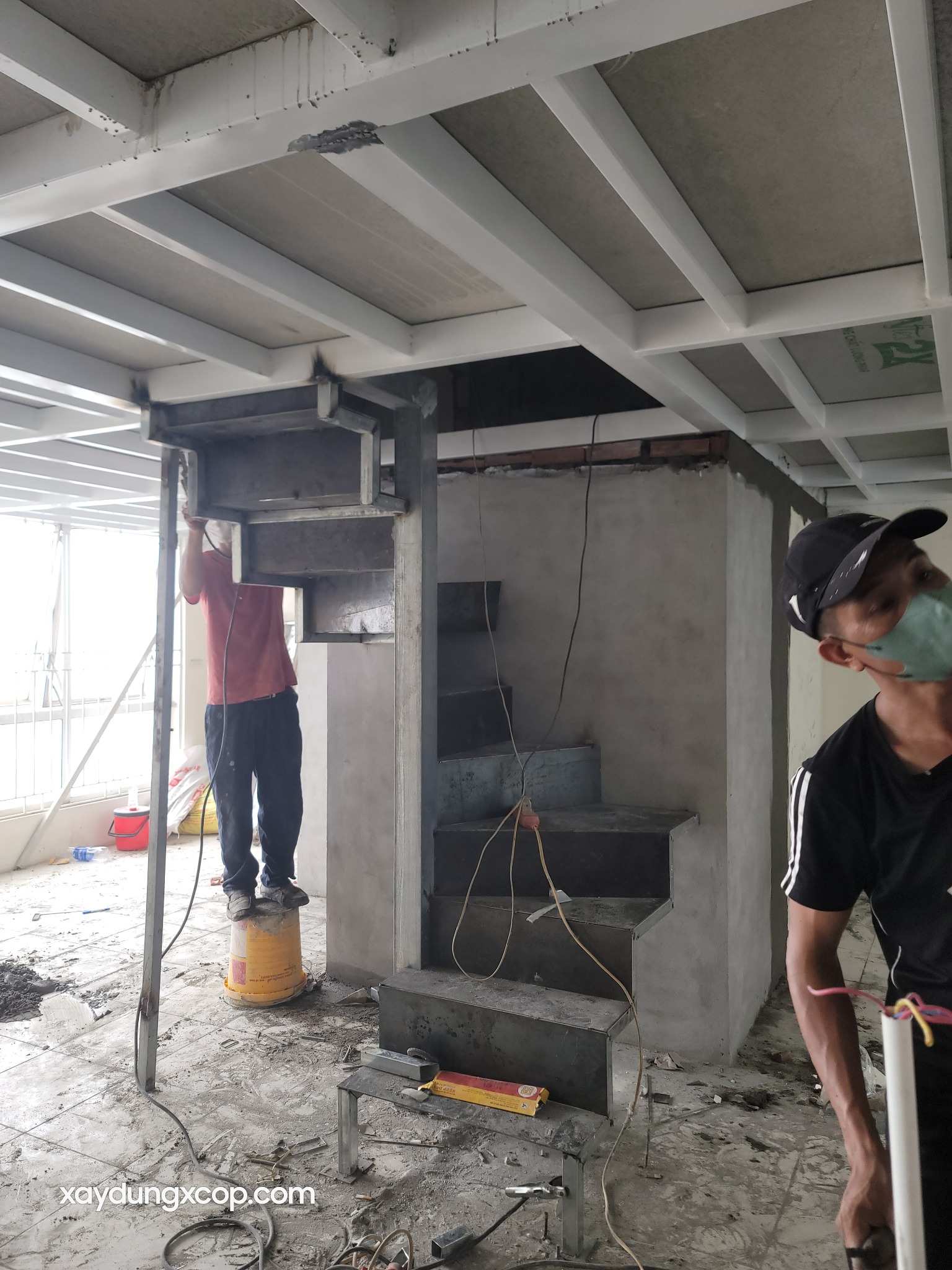 FLC Mỹ Đình — thi công khung sàn và cầu thang
